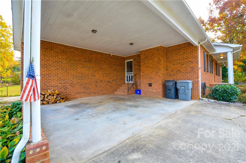 1050 East Ritchie Road Salisbury, NC 28146 - Photo 6 of 48 Gallery Image 6