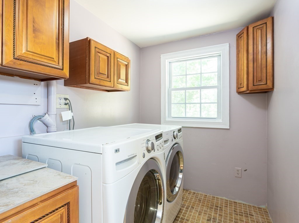42 Hickory Road Norwood, MA 02062 - Photo 22 of 42 Gallery Image 22