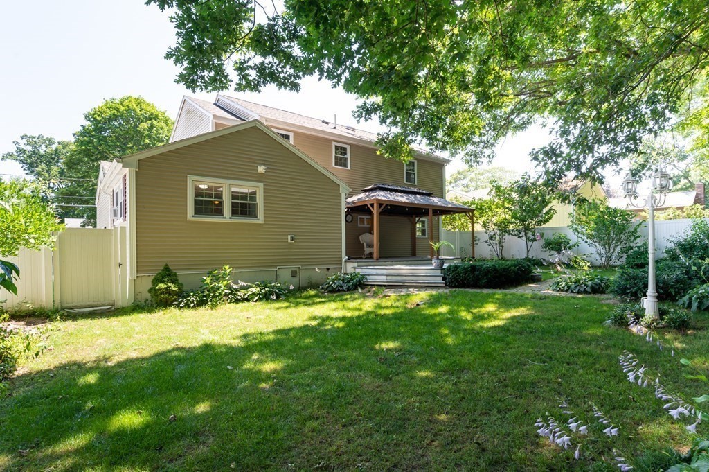 42 Hickory Road Norwood, MA 02062 - Photo 36 of 42 Gallery Image 36
