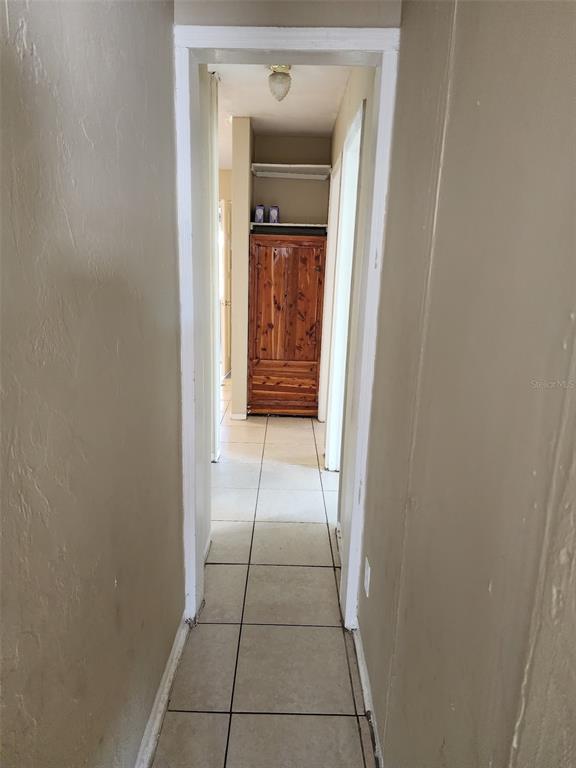 3904 West Walnut Street Tampa, FL 33607 - Photo 7 of 16 a view of a hallway