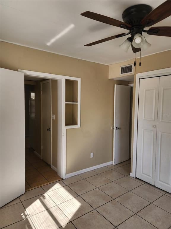 3904 West Walnut Street Tampa, FL 33607 - Photo 8 of 16 a view of an empty room