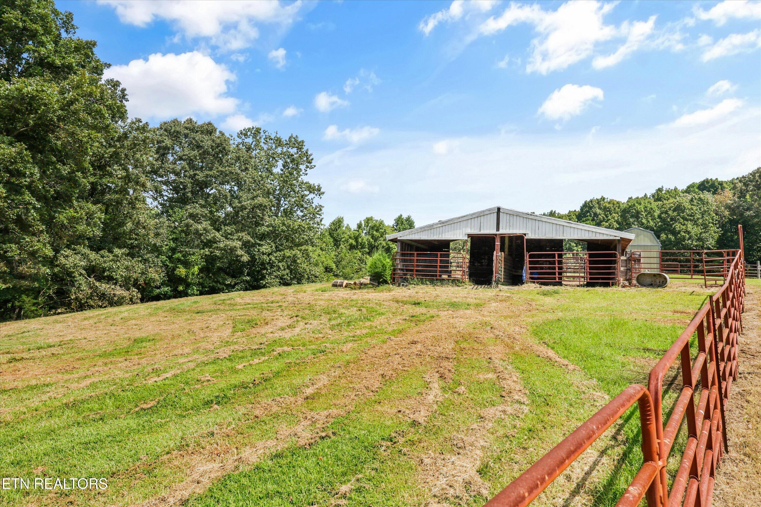 340 Pattie Gap Road Philadelphia, TN 37846 - Photo 30 of 44 30-340 Pattie Gap Rd 45