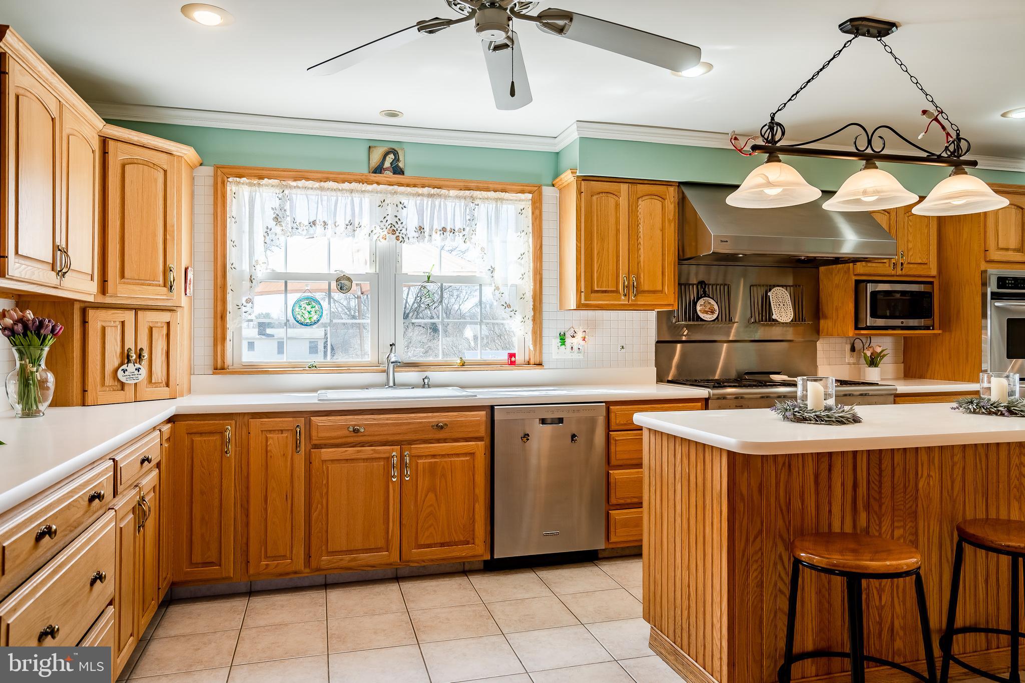 909 Fillmore Road East Norriton, PA 19403 - Photo 19 of 56 Remodeled