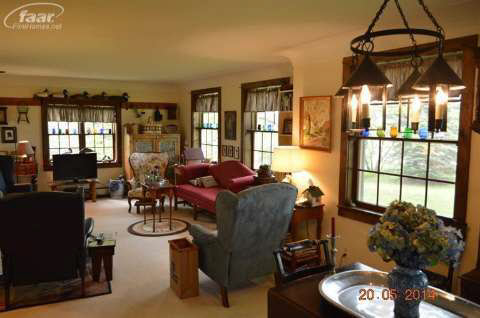 7353 Beecher Road Flint, MI 48532 - Photo 11 of 24 20402040-10.JPG