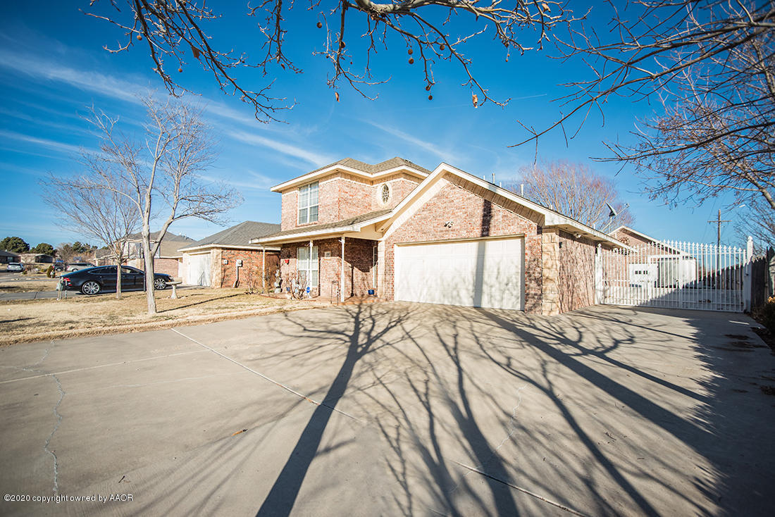 5307 Royce Drive Amarillo, TX 79110 - Photo 2 of 42 JKS_0729