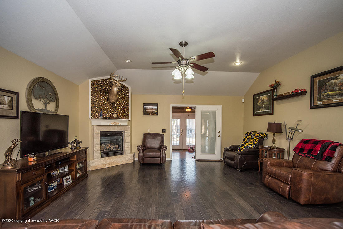 5307 Royce Drive Amarillo, TX 79110 - Photo 13 of 42 JKS_0742