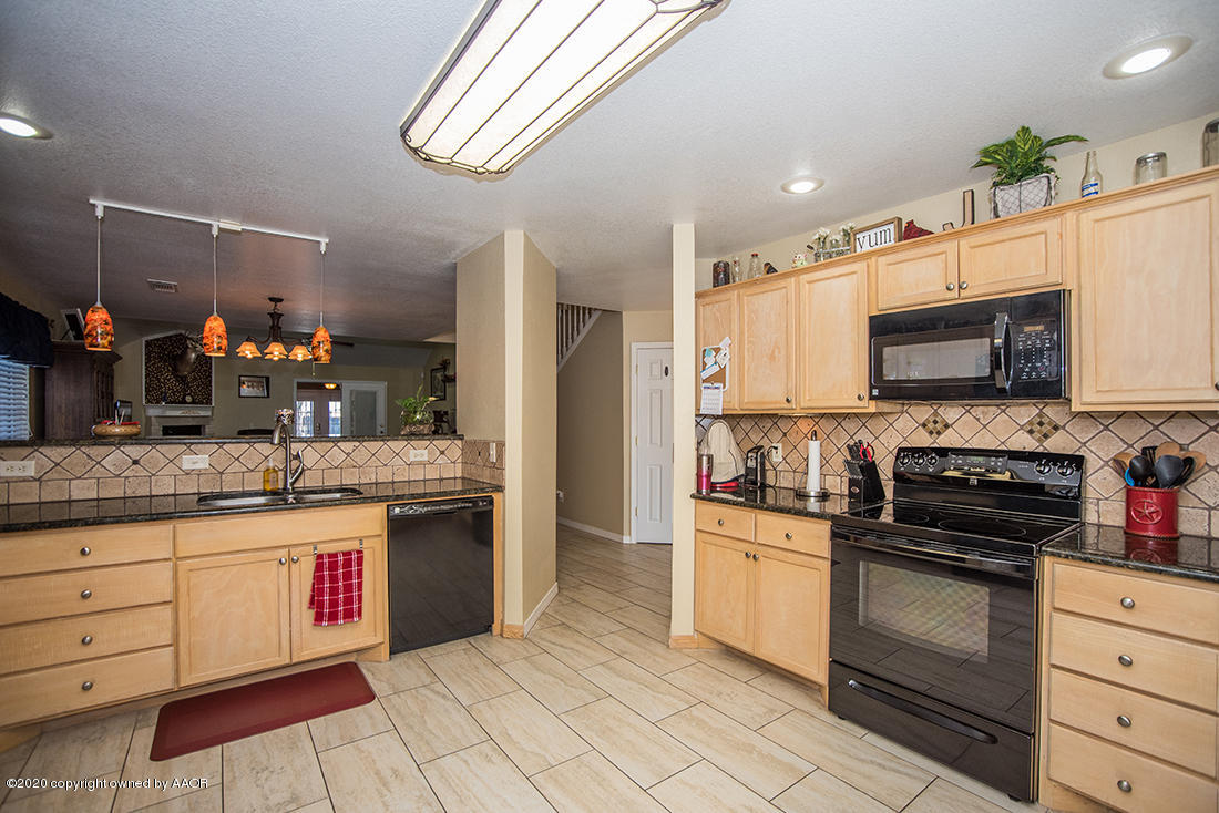 5307 Royce Drive Amarillo, TX 79110 - Photo 5 of 42 JKS_0731