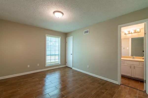 $1,395 | 4262 Sunnyslope Drive, Memphis, TN 38141