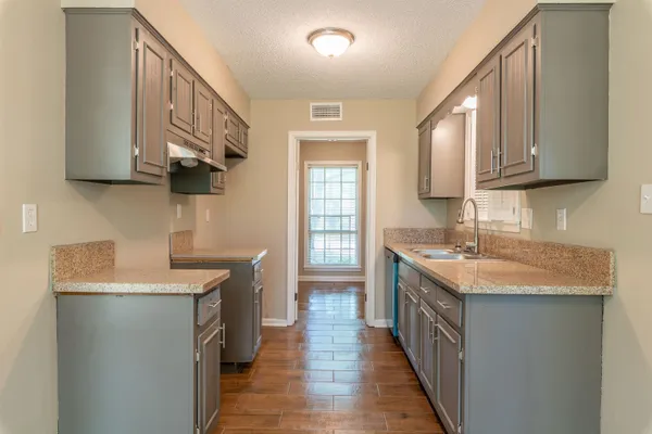 $1,395 | 4262 Sunnyslope Drive, Memphis, TN 38141