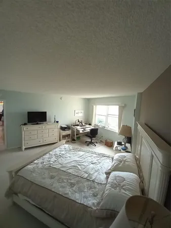 $1,800 | 1200 Hibiscus Avenue, Unit 608, Pompano Beach, FL 33062