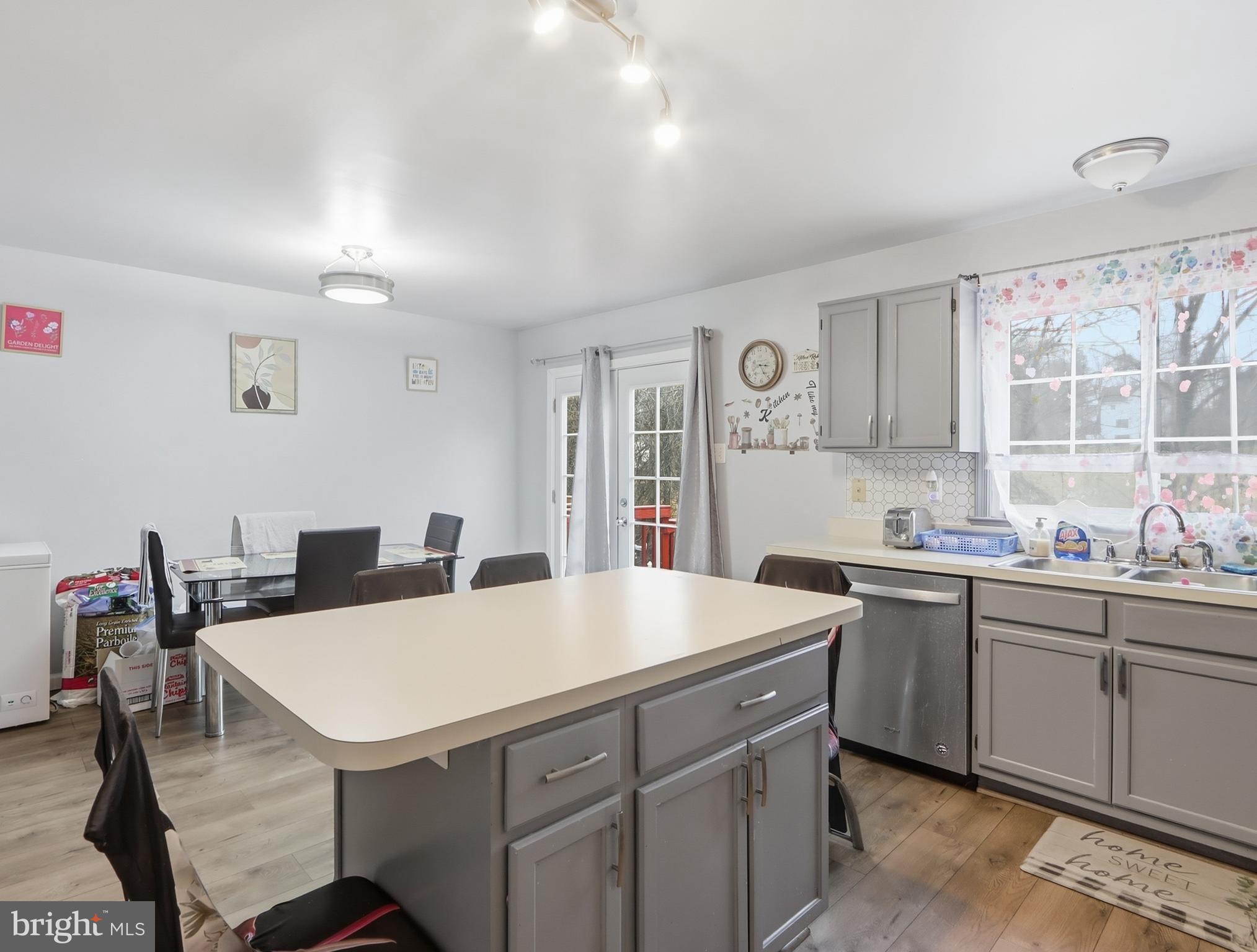 137 Gentlebrook Road Owings Mills, MD 21117 - Photo 11 of 25