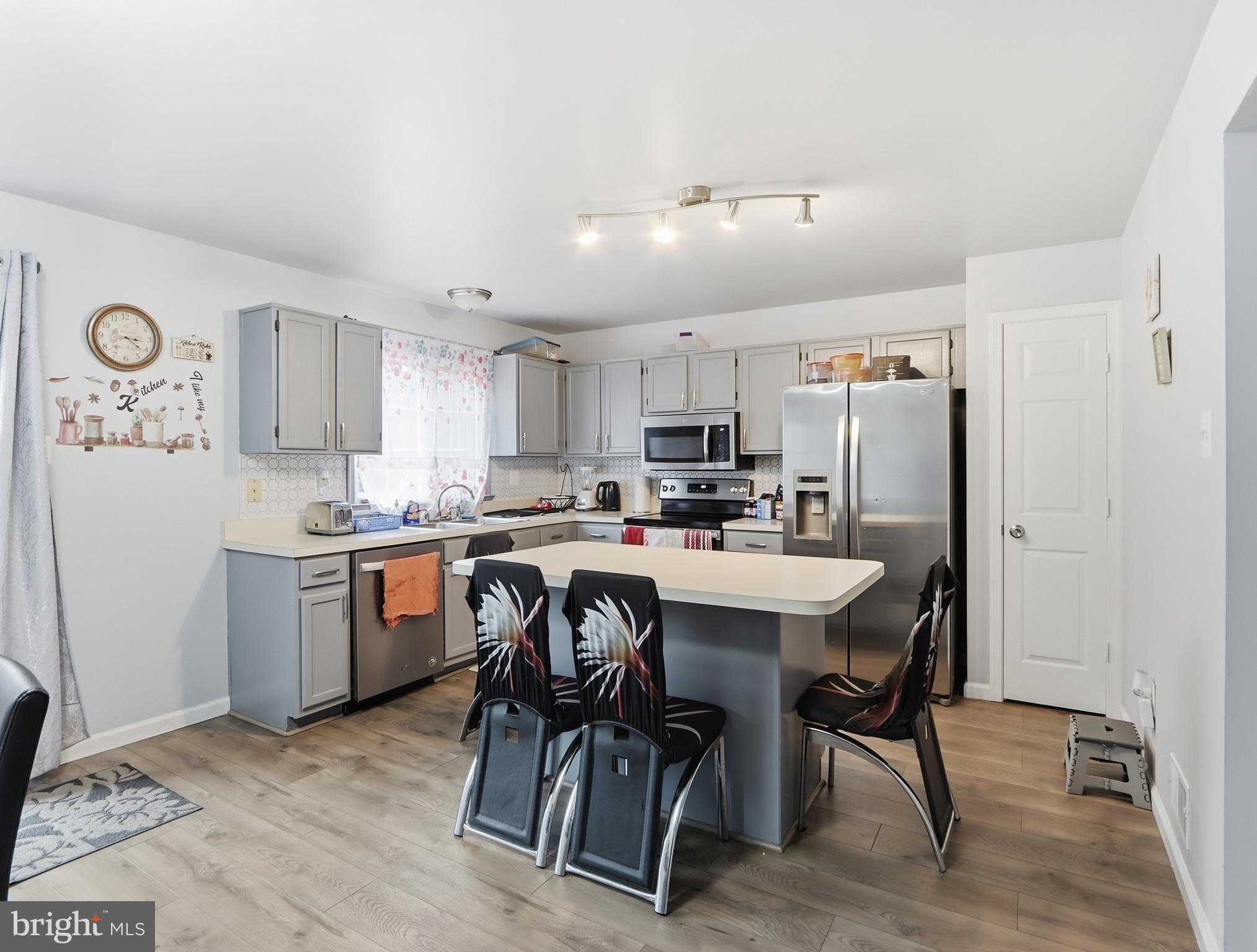 137 Gentlebrook Road Owings Mills, MD 21117 - Photo 9 of 25