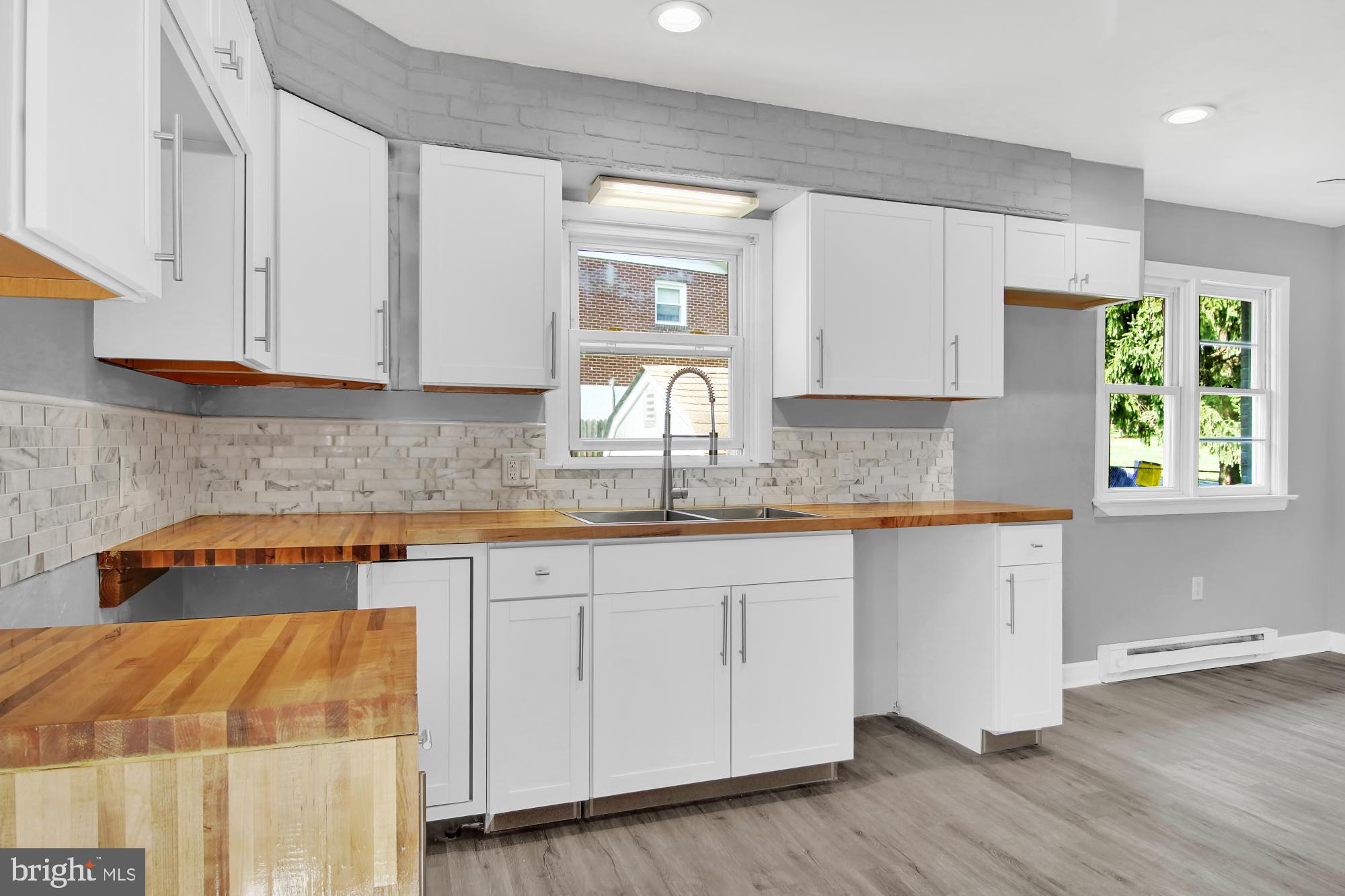 395 Silver Spring Road Mechanicsburg, PA 17050 - Photo 12 of 31 Gallery Image 12