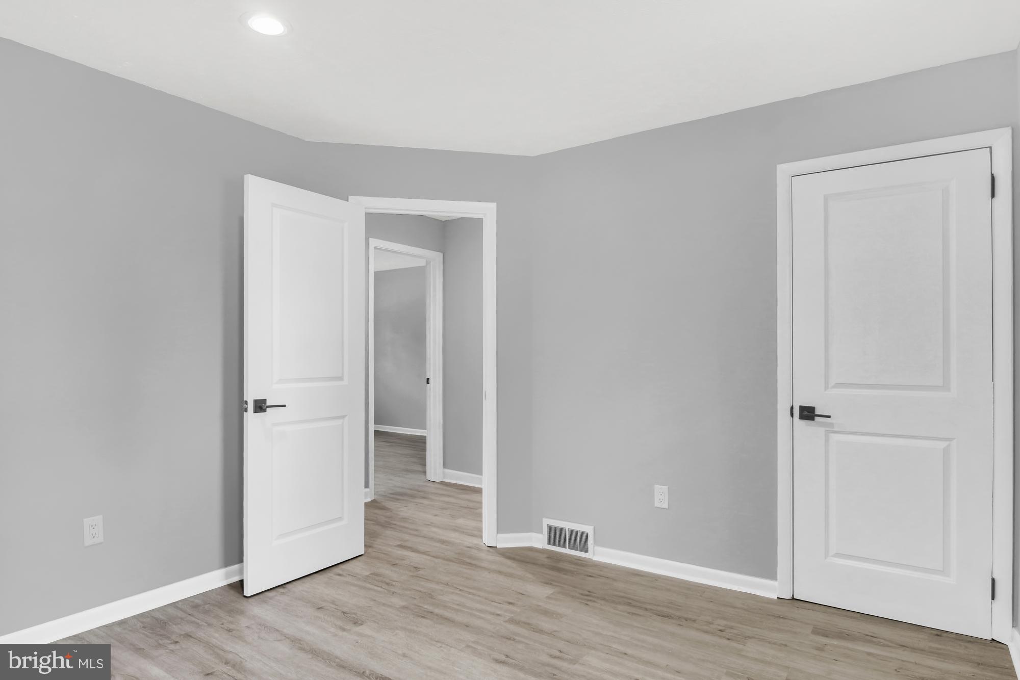 395 Silver Spring Road Mechanicsburg, PA 17050 - Photo 26 of 31 Gallery Image 26
