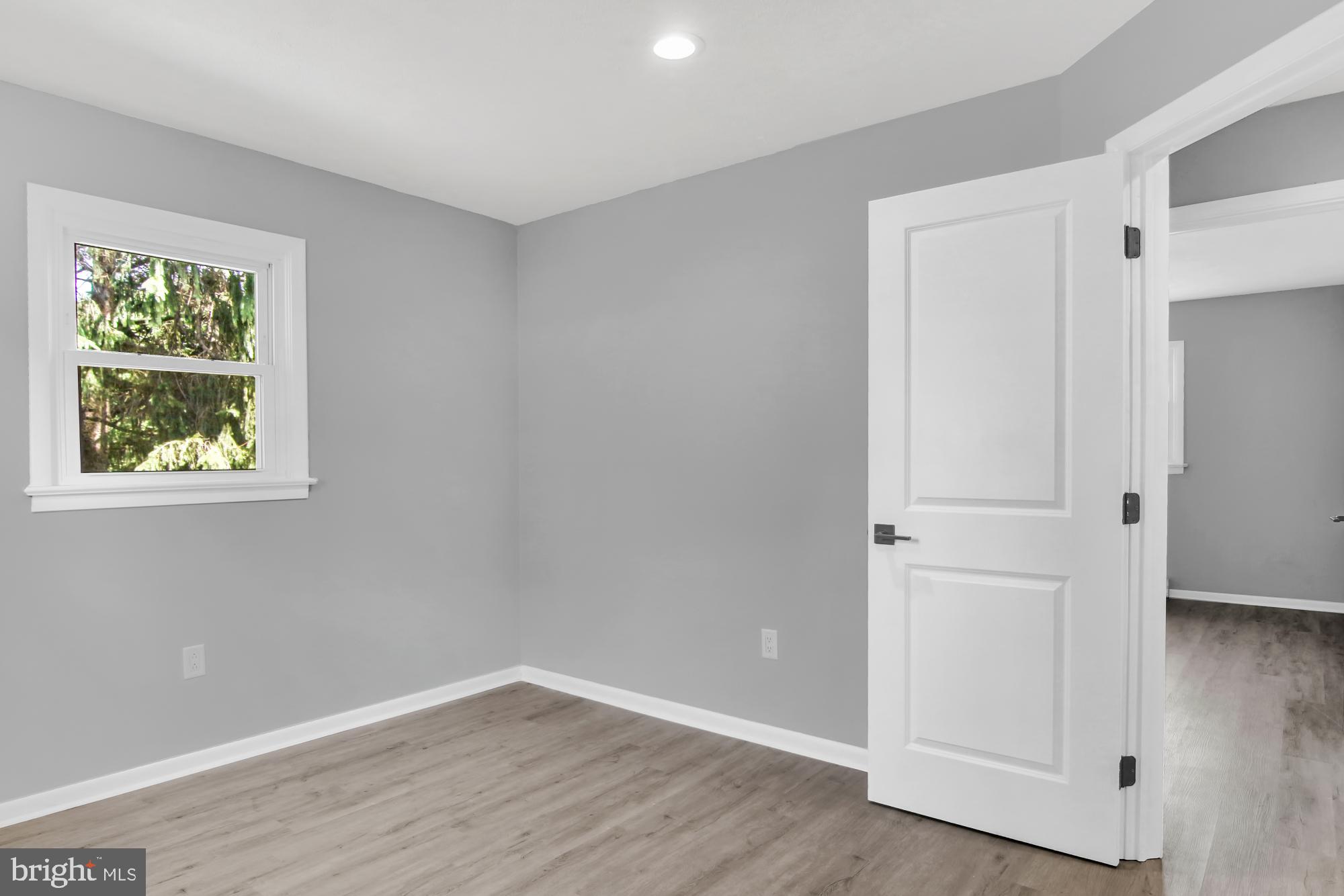 395 Silver Spring Road Mechanicsburg, PA 17050 - Photo 27 of 31 Gallery Image 27