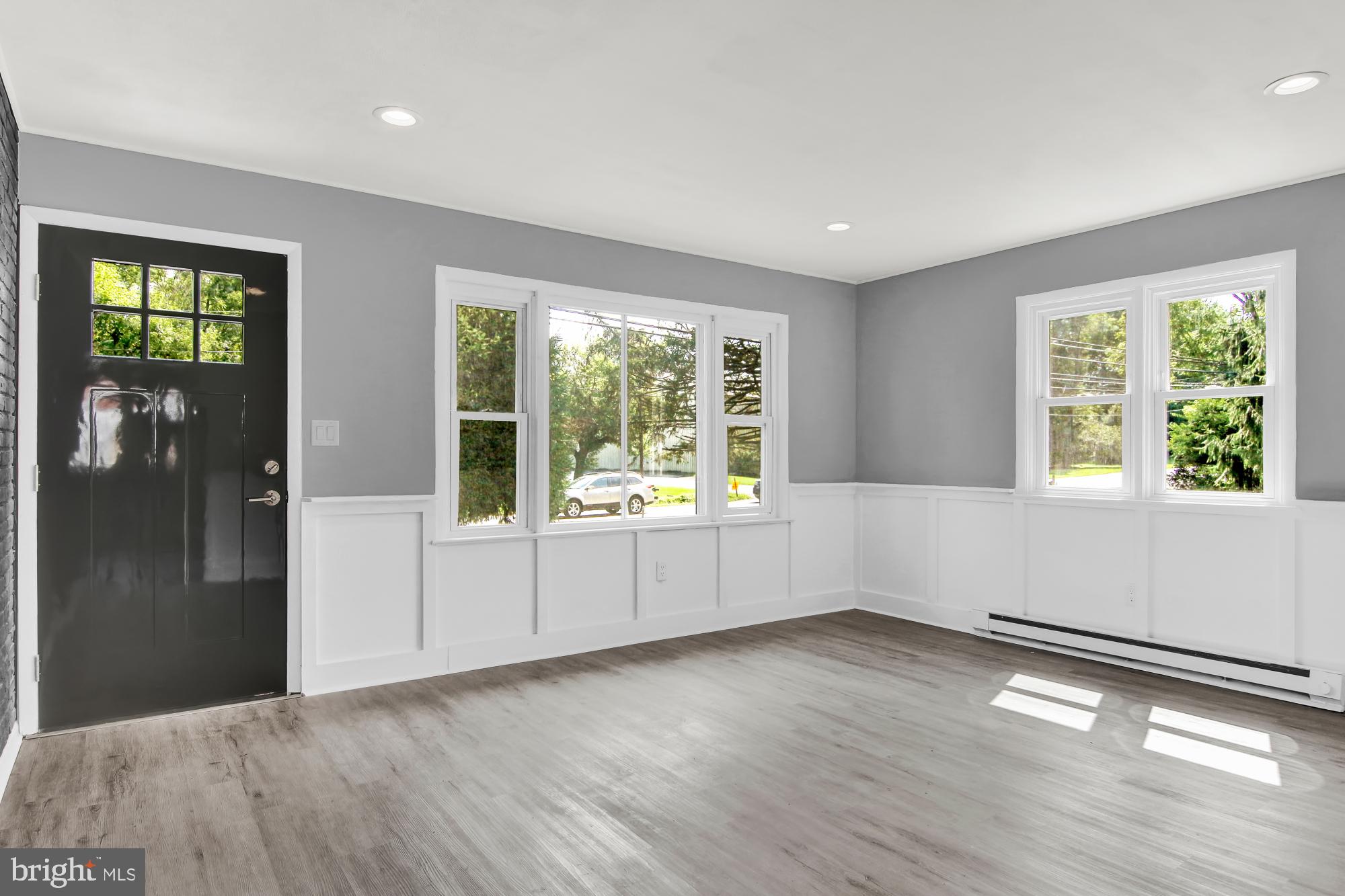 395 Silver Spring Road Mechanicsburg, PA 17050 - Photo 5 of 31 Gallery Image 5