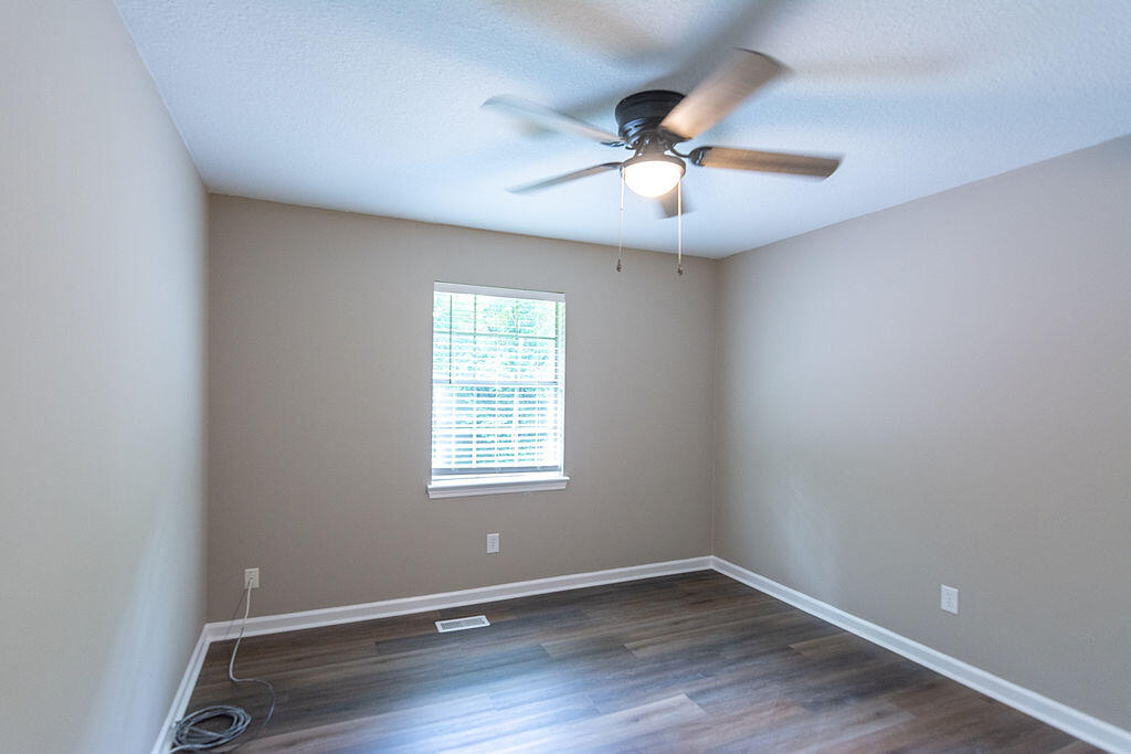 5722 Moody Sawyer Road, Unit A Hixson, TN 37343 - Photo 5 of 16 5824MoodySawyerCondo-14