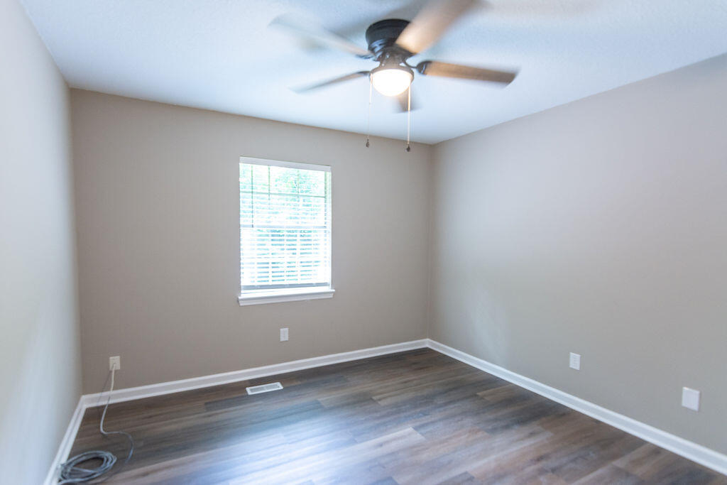 5722 Moody Sawyer Road, Unit A Hixson, TN 37343 - Photo 6 of 16 5824MoodySawyerCondo-13