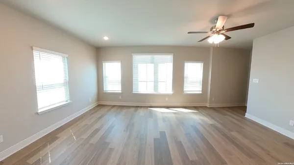 $1,800 | 7122 Magnolia Creek, San Antonio, TX 78252