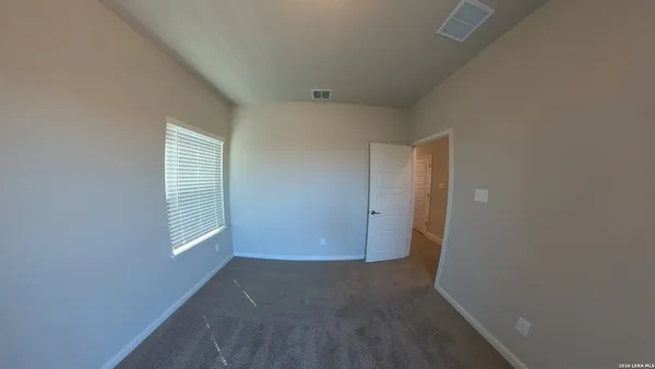 $1,800 | 7122 Magnolia Creek, San Antonio, TX 78252