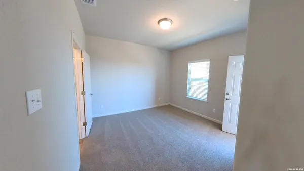 $1,800 | 7122 Magnolia Creek, San Antonio, TX 78252