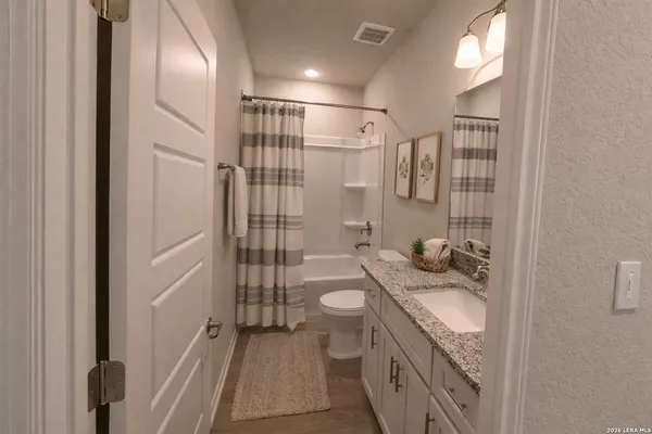 $1,800 | 7122 Magnolia Creek, San Antonio, TX 78252