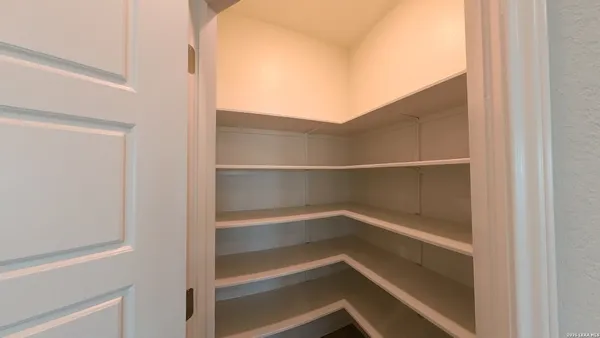 $1,800 | 7122 Magnolia Creek, San Antonio, TX 78252