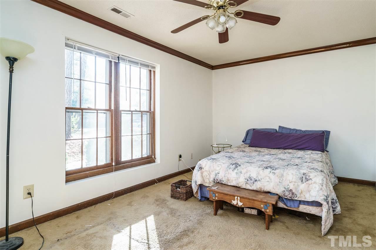 8316 Lakewood Drive Raleigh, NC 27613 - Photo 18 of 25