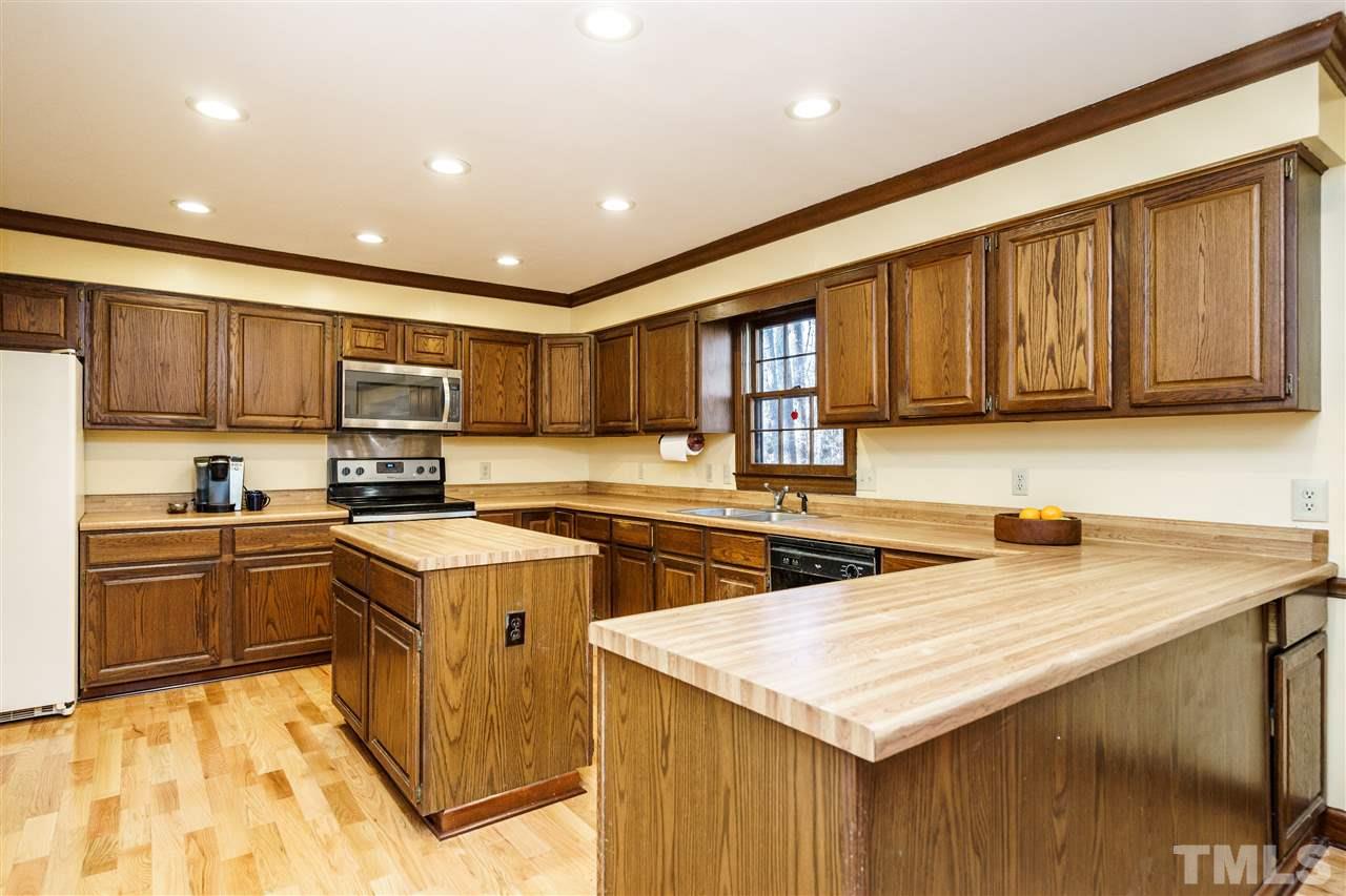 8316 Lakewood Drive Raleigh, NC 27613 - Photo 7 of 25