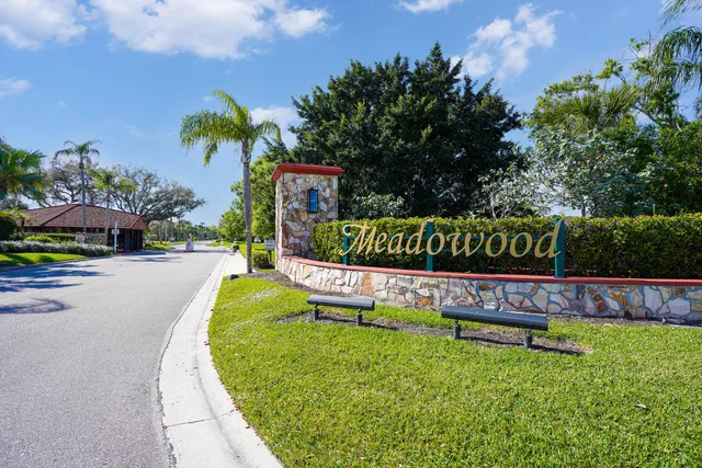 $574,900 | 3401 Bent Pine Drive, Fort Pierce, FL 34951