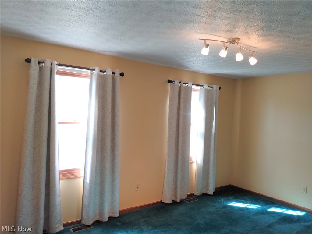 9643 Tallmadge Road Diamond, OH 44412 - Photo 23 of 35 Sunny nicely sized 3rd bedroom with double closet.
