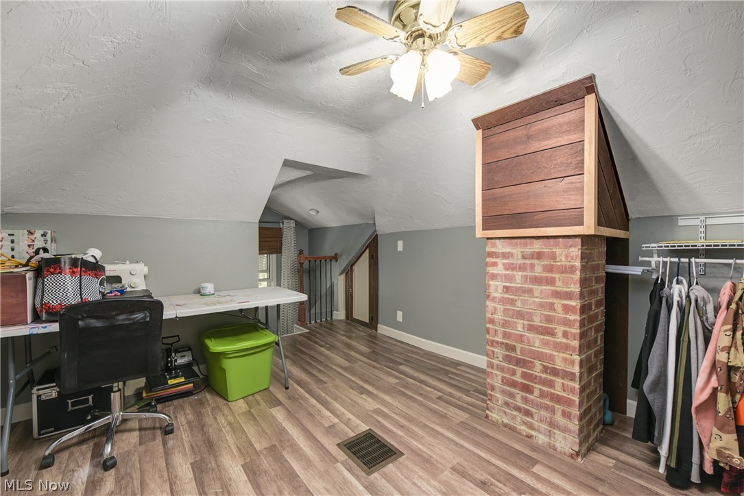 4369 Tiedeman Road Cleveland, OH 44144 - Photo 28 of 35 Gallery Image 28