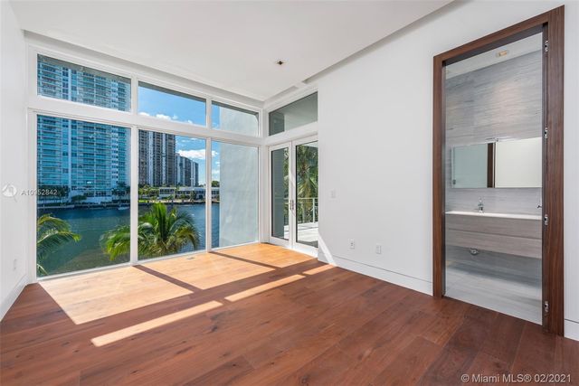 $10,118,000 | 373 Centre Island, Golden Beach, FL 33160