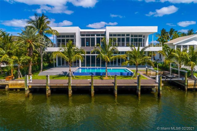 $10,118,000 | 373 Centre Island, Golden Beach, FL 33160