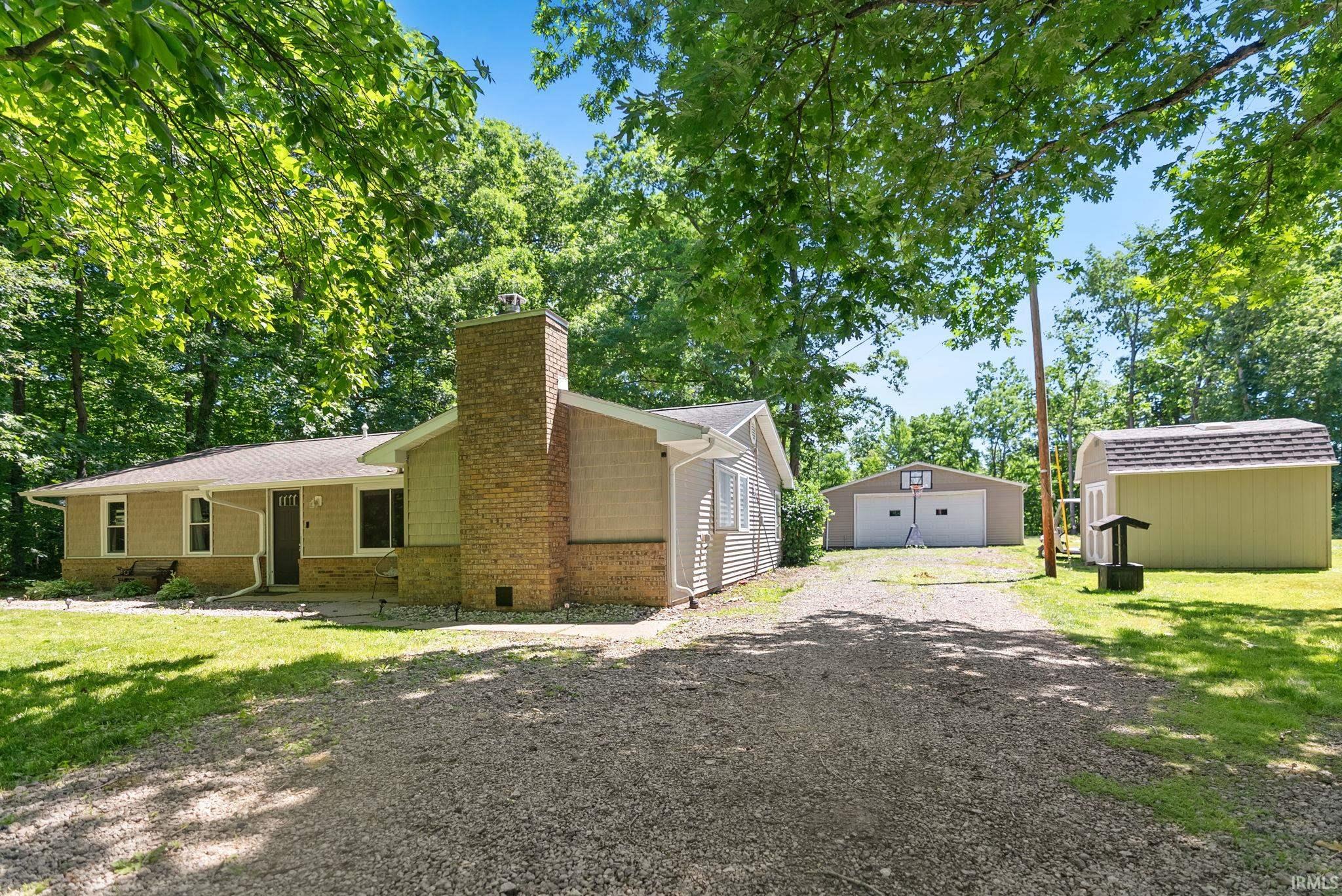 16902 Wappes Road Churubusco, IN 46723 - Photo 2 of 29