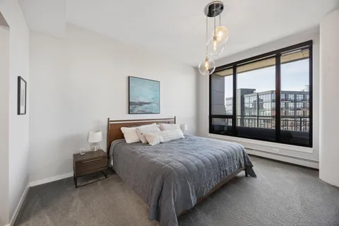 $1,160,000 | 1240 South 2nd Street, Unit 1021, Minneapolis, MN 55415