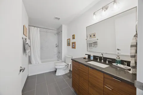 $1,160,000 | 1240 South 2nd Street, Unit 1021, Minneapolis, MN 55415