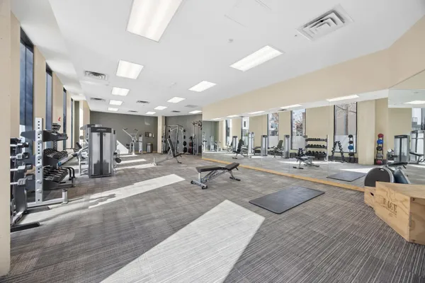 $1,160,000 | 1240 South 2nd Street, Unit 1021, Minneapolis, MN 55415