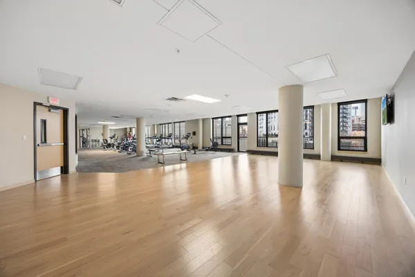 $1,160,000 | 1240 South 2nd Street, Unit 1021, Minneapolis, MN 55415