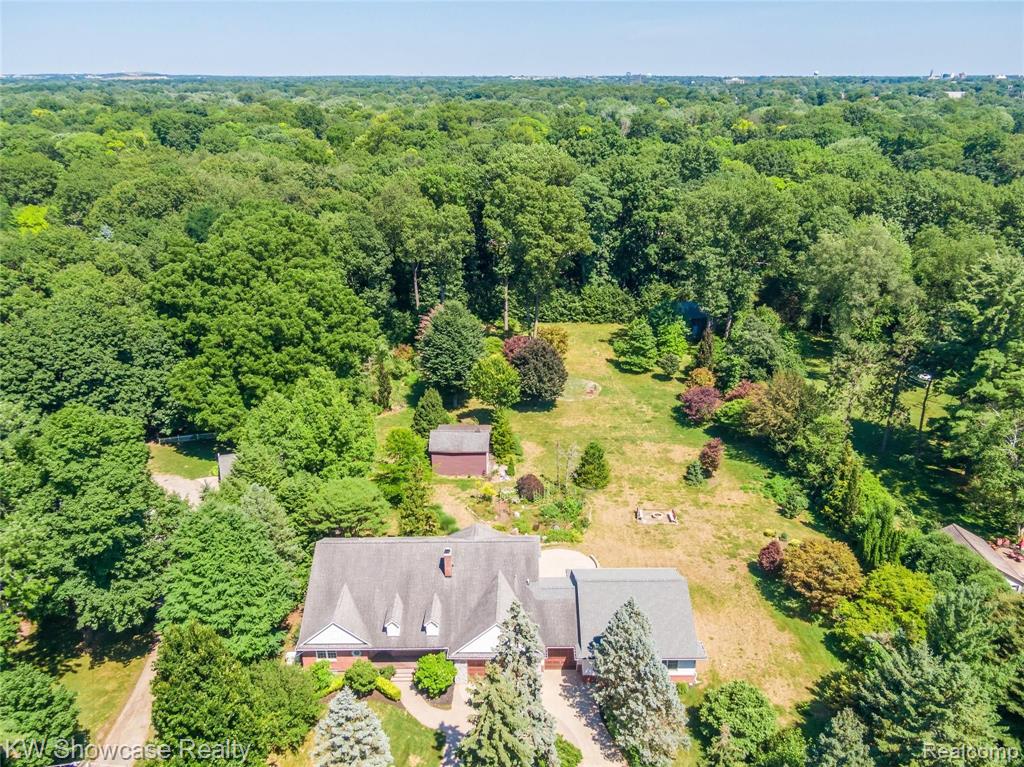1526 Merry Road Waterford, MI 48328 - Photo 58 of 66