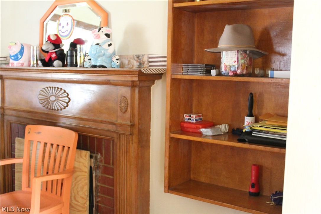 924 Spangler Road Northeast Canton, OH 44714 - Photo 23 of 33 Unrendered photo showing personal property