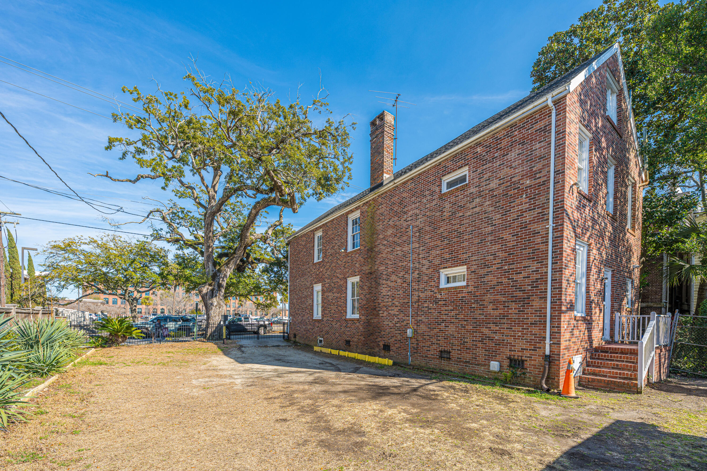 79 America Street Charleston, SC 29403 - Photo 27 of 40 79AmericaSt047