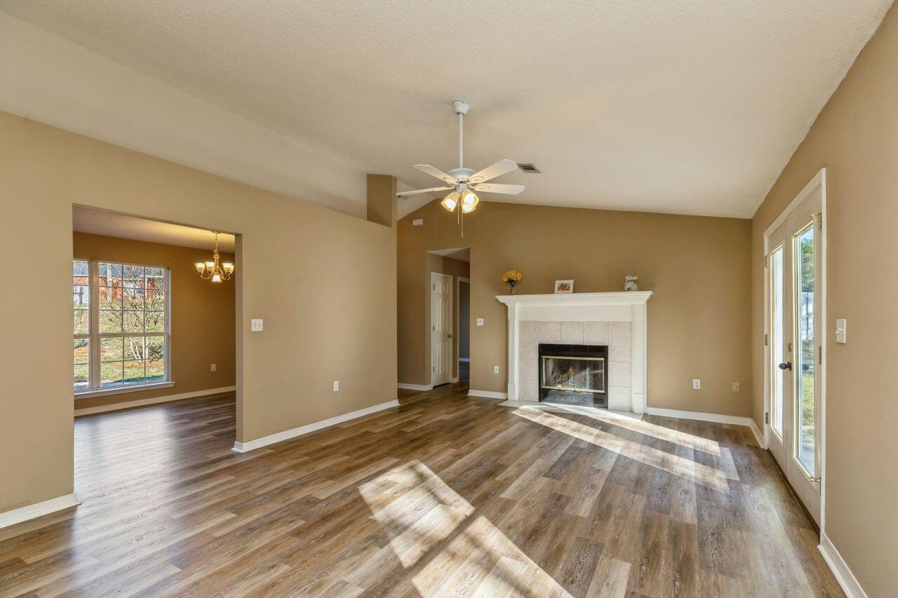 4781 Balboa Road Crestview, FL 32539 - Photo 6 of 33 Gallery Image 6