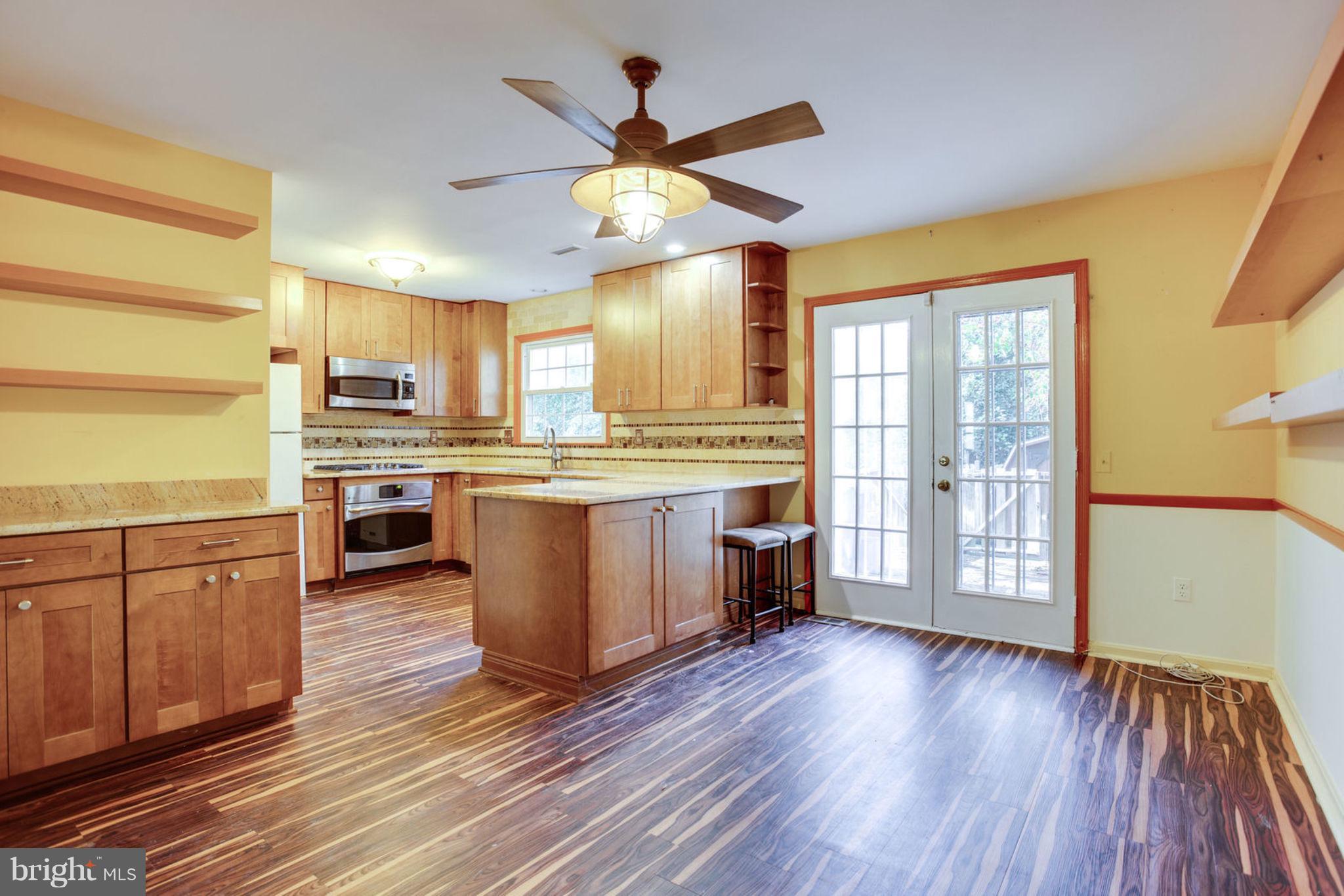608 Sonata Way Silver Spring, MD 20901 - Photo 13 of 35 Kitchen