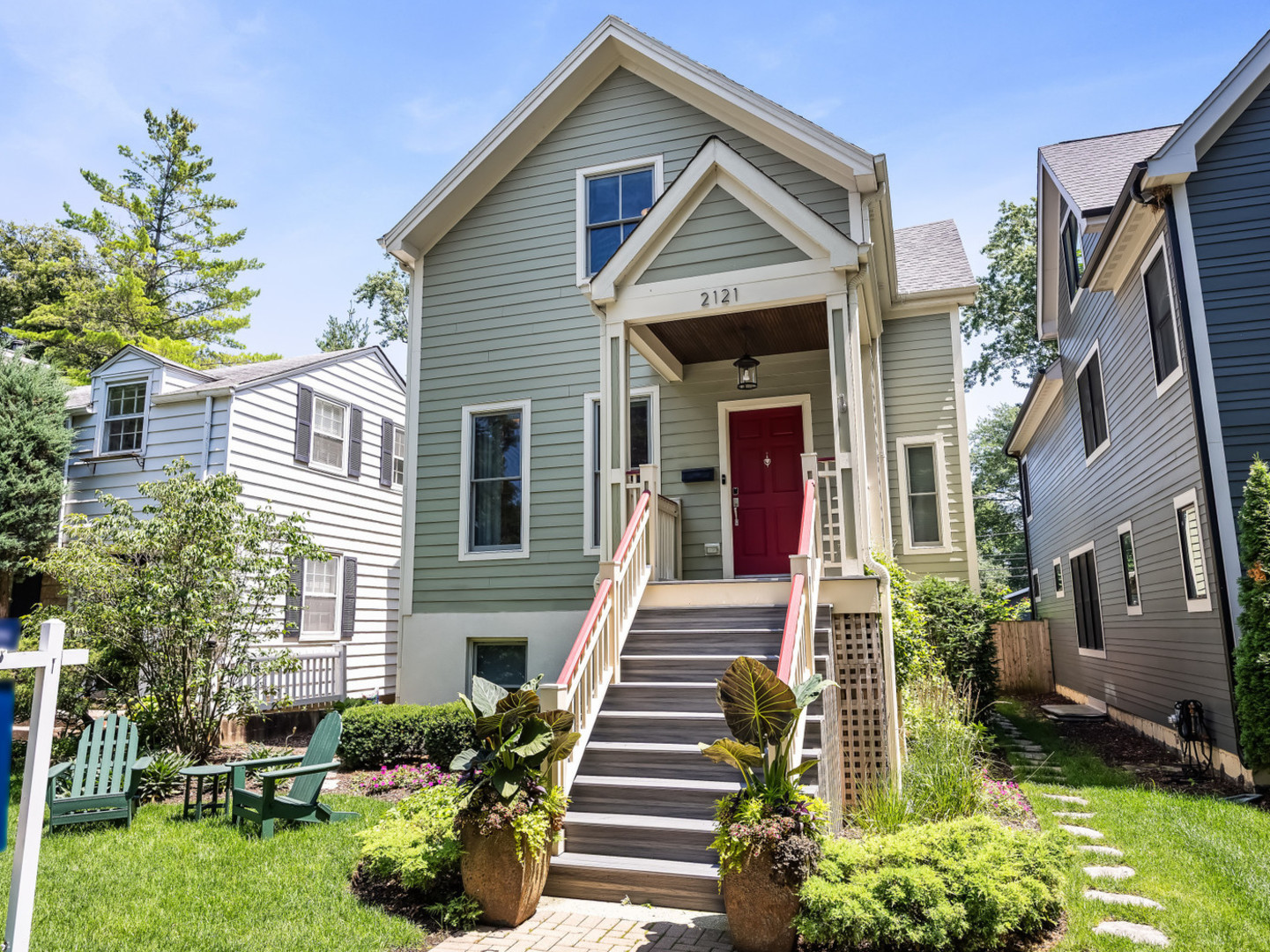 2121 Pioneer Road Evanston, IL 60201 - Photo 1 of 26