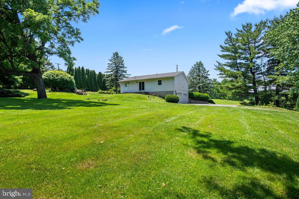 65 Klines Road Mertztown, PA 19539 - Photo 6 of 44