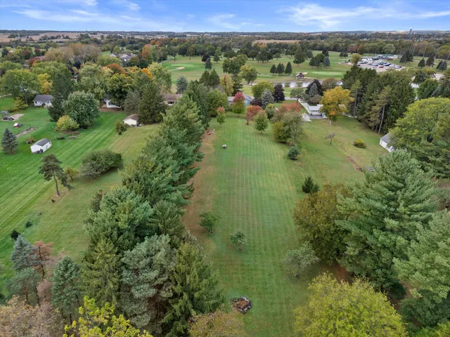 $469,900 | 735 South 2nd Street, Delavan, WI 53115