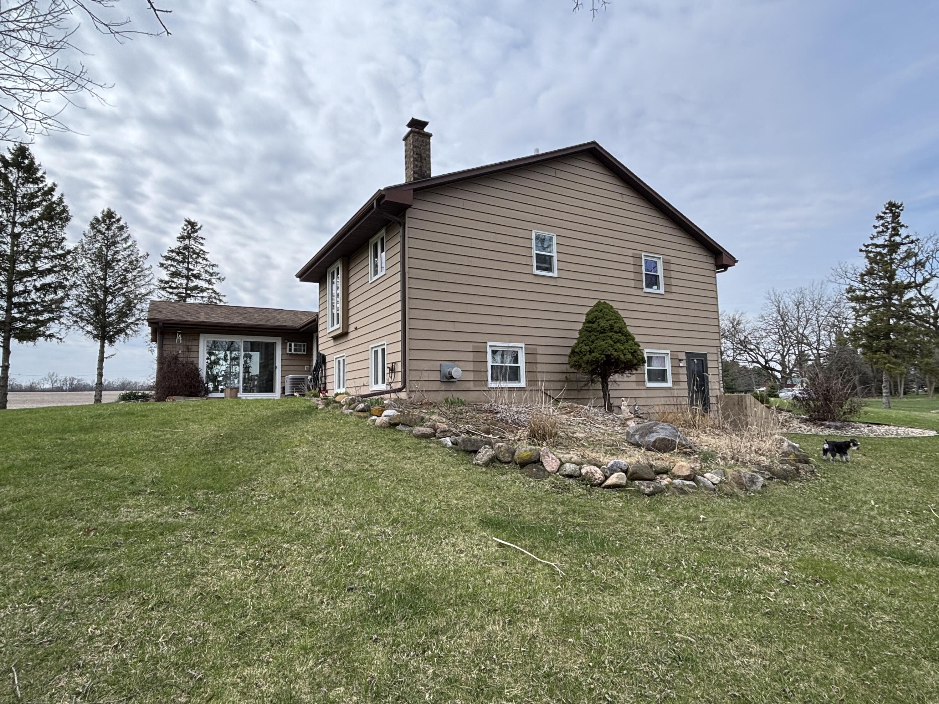 3377 North Hackbarth Road Janesville, WI 53548 - Photo 6 of 55 IMG_5589