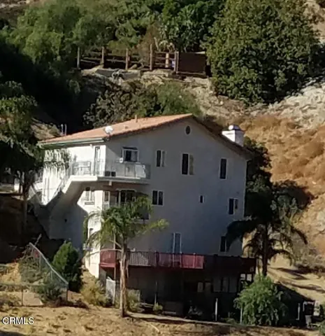 a picture of city view