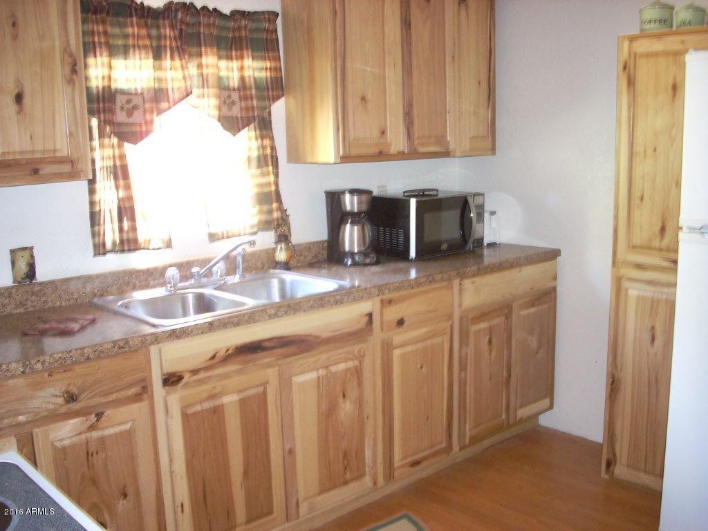 2052 Chevelon Road Overgaard, AZ 85933 - Photo 10 of 15 9